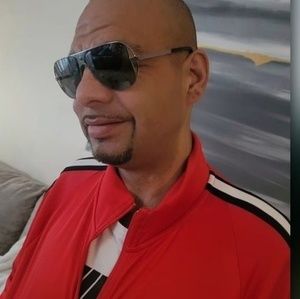 Meet your Posher, Tango